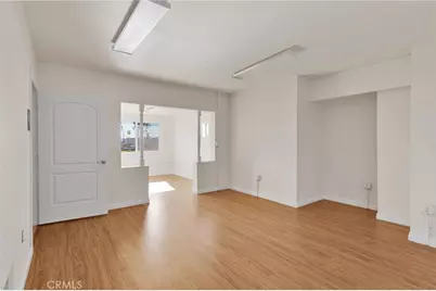 943 W Holt Boulevard, Ontario, CA 91762 - Photo 14