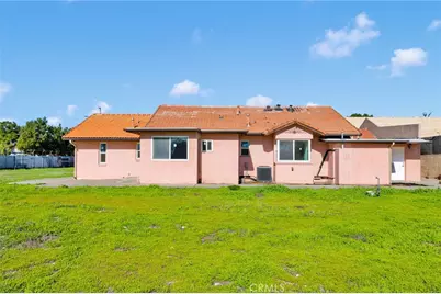 943 W Holt Boulevard, Ontario, CA 91762 - Photo 36