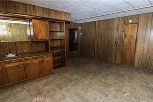 13829 Riviera, Victorville, CA 92395 - Photo 12