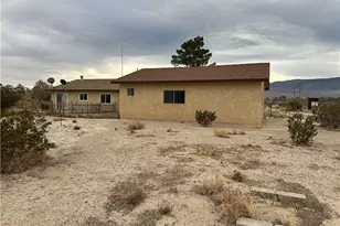 38333 E End, Lucerne Valley, CA 92356 - Photo 4