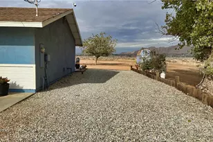22974 Standing Rock, Apple Valley, CA 92307 - Photo 48