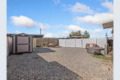 13393 Mariposa Rd, #211, Victorville, CA 92395 - Photo 36