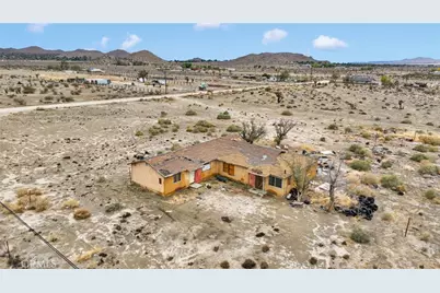 18227 E Avenue Q, Palmdale, CA 93591 - Photo 22