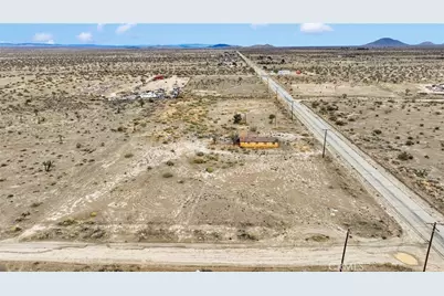 18227 E Avenue Q, Palmdale, CA 93591 - Photo 16