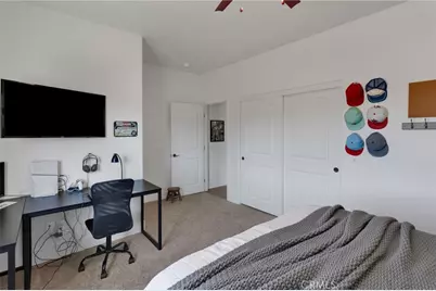 8357 Macron, Oak Hills, CA 92344 - Photo 38