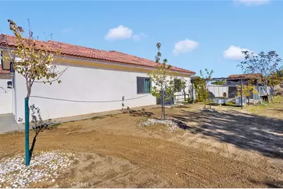 8357 Macron, Oak Hills, CA 92344 - Photo 6