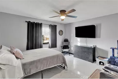 13005 Riverview Drive, Victorville, CA 92395 - Photo 18