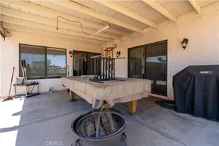 18146 Orange, Hesperia, CA 92345 - Photo 32