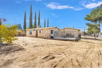 11121 Oakwood, Hesperia, CA 92345 - Photo 22