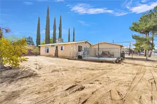 11121 Oakwood, Hesperia, CA 92345 - Photo 22