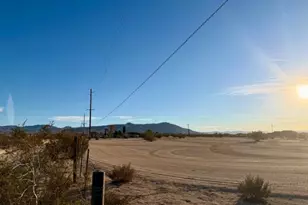 23585 Bear Valley, Apple Valley, CA 92308 - Photo 2