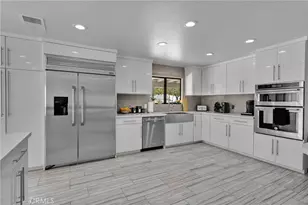 12606 Autumn Leaves Ave, Victorville, CA 92395 - Photo 14