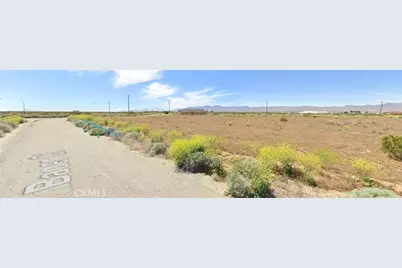 22101 Bader Court, California City, CA 93505 - Photo 2
