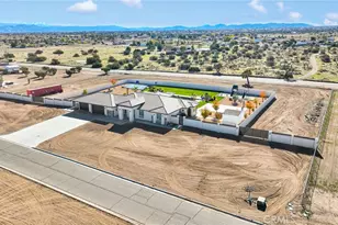 9817 Silver Palm, Oak Hills, CA 92344 - Photo 74