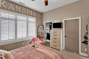 9817 Silver Palm, Oak Hills, CA 92344 - Photo 18