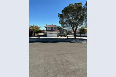 26795 Stirrup Lane, Helendale, CA 92342 - Photo 2