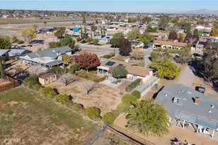 16395 Mission, Hesperia, CA 92345 - Photo 36
