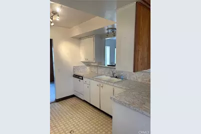 17843 Linden, Hesperia, CA 92345 - Photo 4