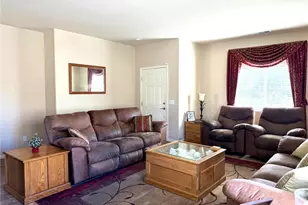 19422 Royal Oaks, Apple Valley, CA 92308 - Photo 6