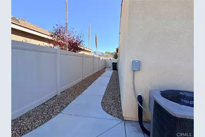 19422 Royal Oaks, Apple Valley, CA 92308 - Photo 22