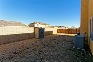 12380 Domingo, Victorville, CA 92392 - Photo 38