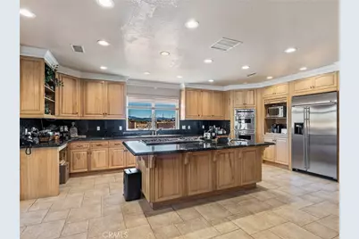 7139 Foley Road, Oak Hills, CA 92344 - Photo 18