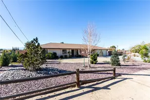 14076 Wawona Rd, Apple Valley, CA 92307 - Photo 2