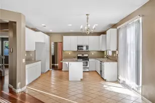 13802 Goldfinch Ct, Victorville, CA 92394 - Photo 12