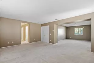 13802 Goldfinch Ct, Victorville, CA 92394 - Photo 34