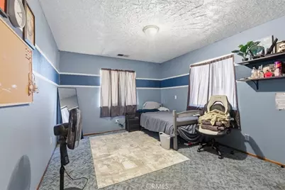 18126 Fairburn, Hesperia, CA 92345 - Photo 24