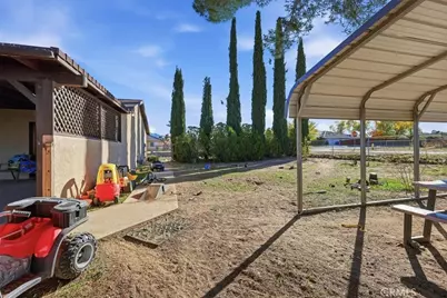 18126 Fairburn, Hesperia, CA 92345 - Photo 38