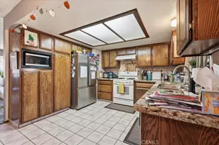 18126 Fairburn, Hesperia, CA 92345 - Photo 14