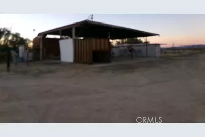 48924 Bedford, Newberry Springs, CA 92365 - Photo 14