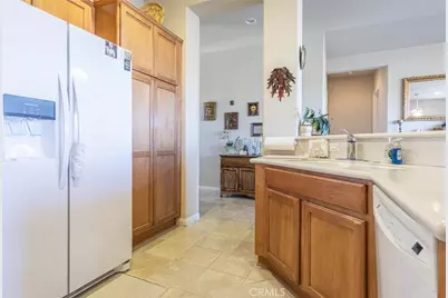 19442 Royal Oaks Road, Apple Valley, CA 92308 - Photo 26