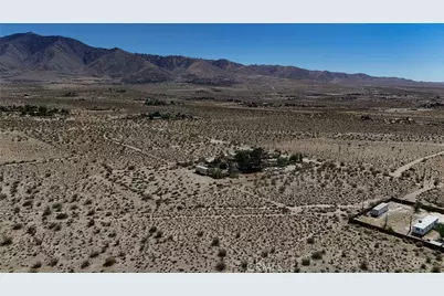 753 Yucca Street, Lucerne Valley, CA 92356 - Photo 2