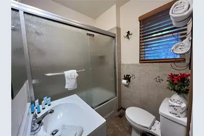 39307 Lark Road, Big Bear Lake, CA 92315 - Photo 32