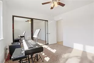 20592 Mockingbird Ave, Apple Valley, CA 92308 - Photo 32