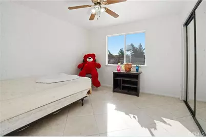 20592 Mockingbird Avenue, Apple Valley, CA 92308 - Photo 34