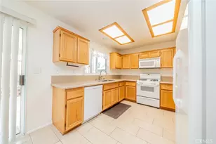 13686 Sylvan Oaks Rd, Victorville, CA 92392 - Photo 10