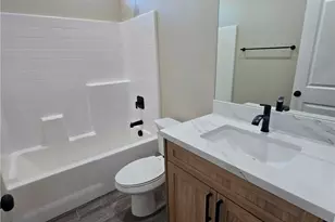 20401 Tonawanda Rd, Apple Valley, CA 92307 - Photo 22