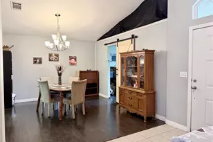 7915 Outpost Rd, Oak Hills, CA 92344 - Photo 6