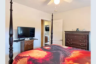 7915 Outpost Road, Oak Hills, CA 92344 - Photo 42