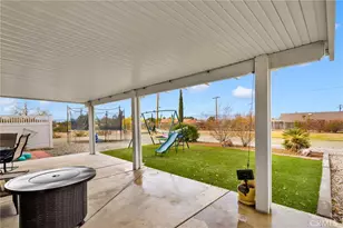 15888 Saint Timothy, Apple Valley, CA 92307 - Photo 30