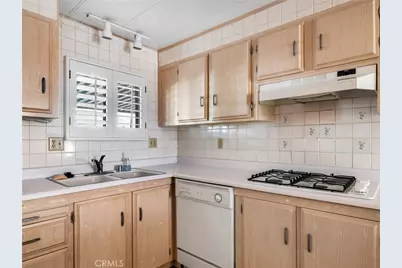 11414 Serra Rd #17, Apple Valley, CA 92308 - Photo 8