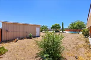 8263 3rd, Hesperia, CA 92345 - Photo 38