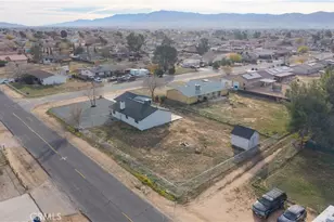 12850 Lakota Rd, Apple Valley, CA 92308 - Photo 38