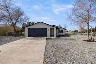 12850 Lakota Rd, Apple Valley, CA 92308 - Photo 4