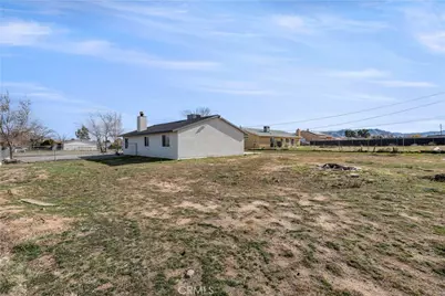 12850 Lakota Rd, Apple Valley, CA 92308 - Photo 34