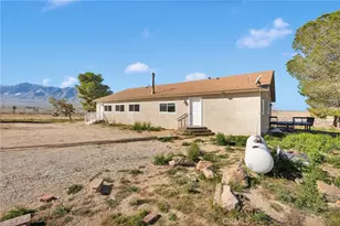 30263 State Hwy 18, Lucerne Valley, CA 92356 - Photo 4