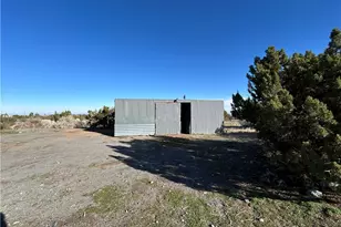 2830 Phelan Rd, Phelan, CA 92371 - Photo 44